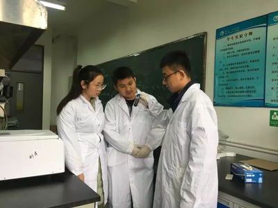 凝心聚力筑堡垒 奋楫争先创一流——我校材料科学技术党支部入选全国高校党建工作样板支部